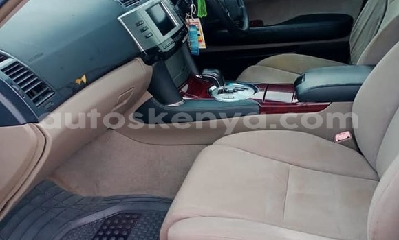 Buy Used Toyota Hilux Silver Car in Kiambu in Central Kenya Buy Used Toyota Hilux Silver Car in Kiambu in Central Kenya