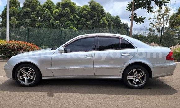 Buy Used Mercedes-Benz E-Classe Silver Car in Kiambu in Central Kenya