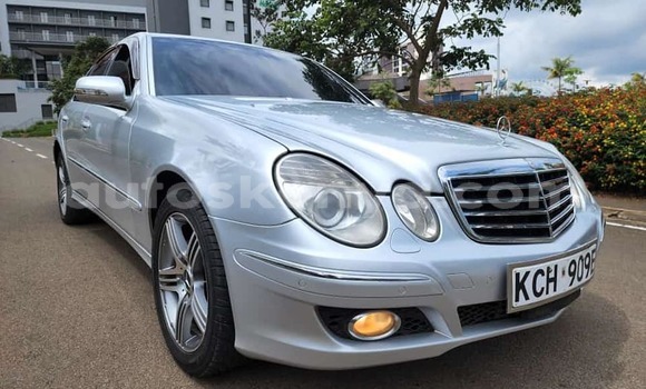 Buy Used Mercedes-Benz E-Classe Silver Car in Kiambu in Central Kenya Buy Used Mercedes-Benz E-Classe Silver Car in Kiambu in Central Kenya