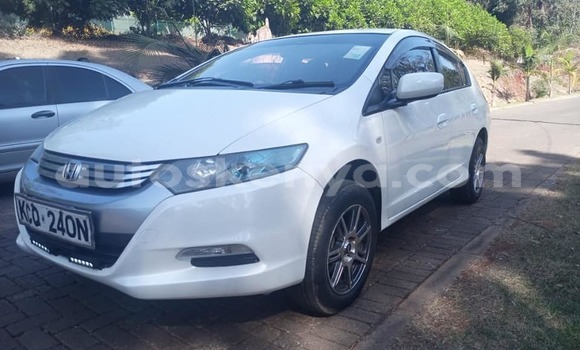 Buy Used Honda Insight White Car in Kiambu in Central Kenya Buy Used Honda Insight White Car in Kiambu in Central Kenya