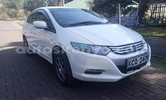 Buy Used Honda Insight White Car in Kiambu in Central Kenya Buy Used Honda Insight White Car in Kiambu in Central Kenya