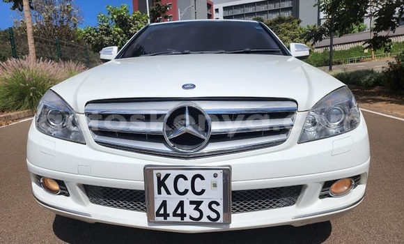 Buy Used Mercedes‒Benz C–Class White Car in Kiambu in Central Kenya Buy Used Mercedes‒Benz C–Class White Car in Kiambu in Central Kenya