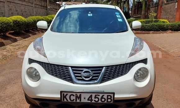 Oofamaa Nissan Juke White Makiinaa iti Kiambu keessatti Central Kenya keessatti