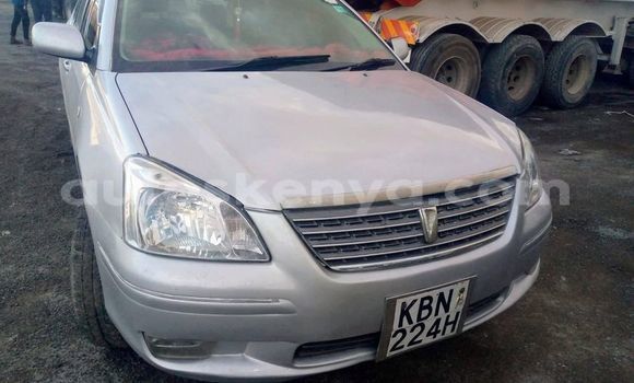 Oofamaa Toyota Premio Silver Makiinaa iti Nairobi keessatti Nairobi keessatti