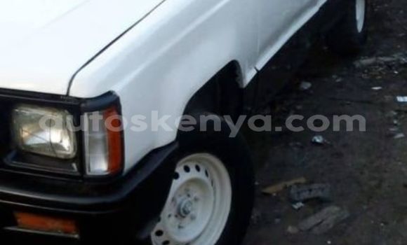 Oofamaa Mitsubishi L200 White Makiinaa iti Nairobi keessatti Nairobi keessatti Oofamaa Mitsubishi L200 White Makiinaa iti Nairobi keessatti Nairobi keessatti