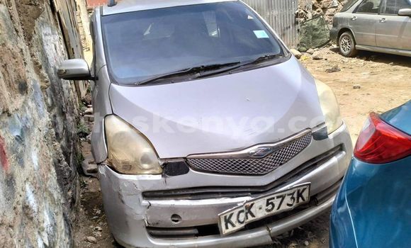 Oofamaa Toyota Ractis Silver Makiinaa iti Nairobi keessatti Nairobi keessatti Oofamaa Toyota Ractis Silver Makiinaa iti Nairobi keessatti Nairobi keessatti