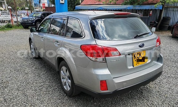 Oofamaa Subaru Outback Silver Makiinaa iti Nairobi keessatti Nairobi keessatti Oofamaa Subaru Outback Silver Makiinaa iti Nairobi keessatti Nairobi keessatti