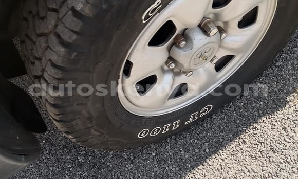 Oofamaa Toyota Hilux Silver Makiinaa iti Nairobi keessatti Nairobi keessatti Oofamaa Toyota Hilux Silver Makiinaa iti Nairobi keessatti Nairobi keessatti