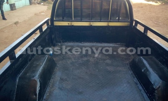Oofamaa Toyota Hilux Other Makiinaa iti Nairobi keessatti Nairobi keessatti Oofamaa Toyota Hilux Other Makiinaa iti Nairobi keessatti Nairobi keessatti