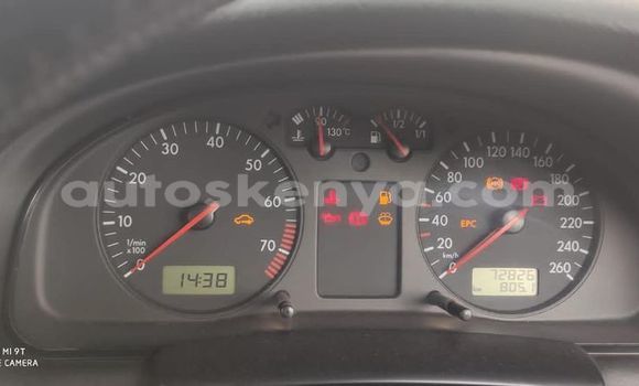 Oofamaa Volkswagen Passat Blue Makiinaa iti Nairobi keessatti Nairobi keessatti Oofamaa Volkswagen Passat Blue Makiinaa iti Nairobi keessatti Nairobi keessatti