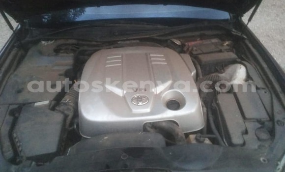 Oofamaa Toyota Crown Blue Makiinaa iti Nairobi keessatti Nairobi keessatti Oofamaa Toyota Crown Blue Makiinaa iti Nairobi keessatti Nairobi keessatti