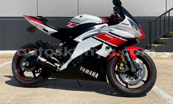 Nunua Imported Yamaha R1 Nyingine Bike ndani ya Nairobi nchini Nairobi