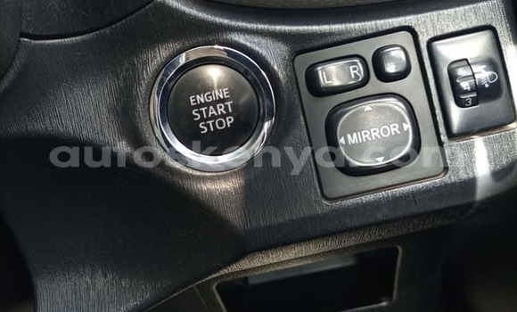 Oofamaa Toyota Vitz White Makiinaa iti Nairobi keessatti Nairobi keessatti Oofamaa Toyota Vitz White Makiinaa iti Nairobi keessatti Nairobi keessatti