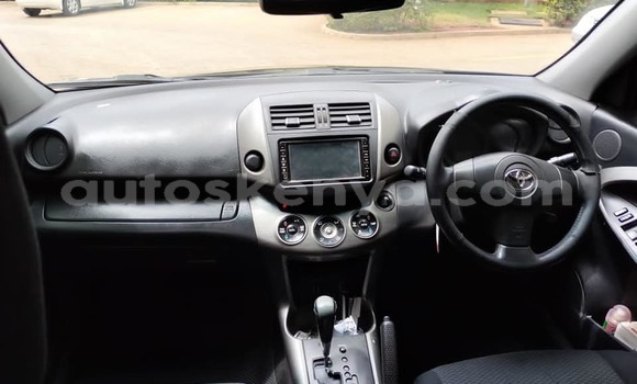 Oofamaa Toyota RAV4 Black Makiinaa iti Nairobi keessatti Nairobi keessatti Oofamaa Toyota RAV4 Black Makiinaa iti Nairobi keessatti Nairobi keessatti