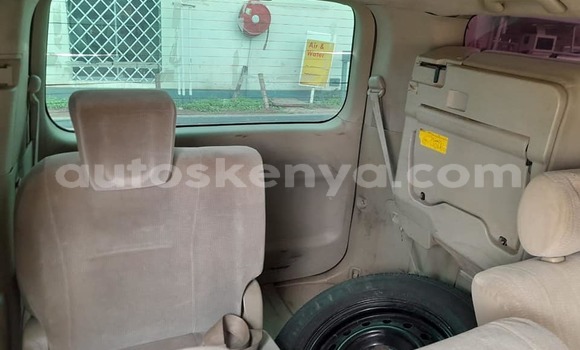 Oofamaa Toyota Noah White Makiinaa iti Nairobi keessatti Nairobi keessatti Oofamaa Toyota Noah White Makiinaa iti Nairobi keessatti Nairobi keessatti