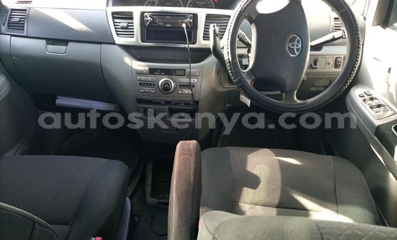 Oofamaa Toyota Noah Silver Makiinaa iti Nairobi keessatti Nairobi keessatti Oofamaa Toyota Noah Silver Makiinaa iti Nairobi keessatti Nairobi keessatti