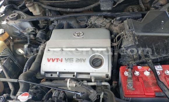 Buy Used Toyota Kluger Blue Car in Nairobi in Nairobi Buy Used Toyota Kluger Blue Car in Nairobi in Nairobi