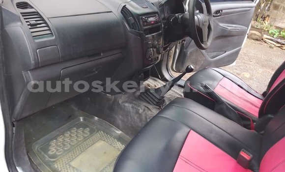 Buy Used Isuzu D–MAX White Car in Nairobi in Nairobi Buy Used Isuzu D–MAX White Car in Nairobi in Nairobi