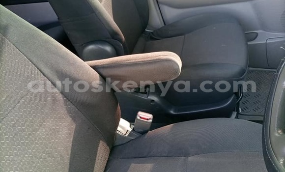 Oofamaa Toyota Noah Silver Makiinaa iti Nairobi keessatti Nairobi keessatti Oofamaa Toyota Noah Silver Makiinaa iti Nairobi keessatti Nairobi keessatti