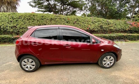 Oofamaa Mazda Demio Red Makiinaa iti Nairobi keessatti Nairobi keessatti Oofamaa Mazda Demio Red Makiinaa iti Nairobi keessatti Nairobi keessatti
