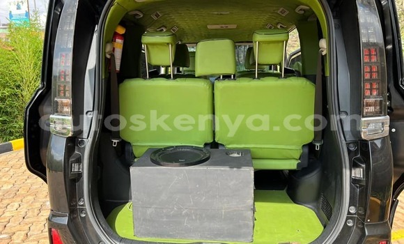 Nunua Ilio tumika Toyota Voxy Nyeusi Gari ndani ya Nairobi nchini Nairobi Nunua Ilio tumika Toyota Voxy Nyeusi Gari ndani ya Nairobi nchini Nairobi