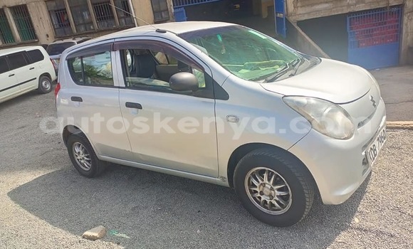 Nunua Ilio tumika Suzuki Alto Fedha Gari ndani ya Nairobi nchini Nairobi