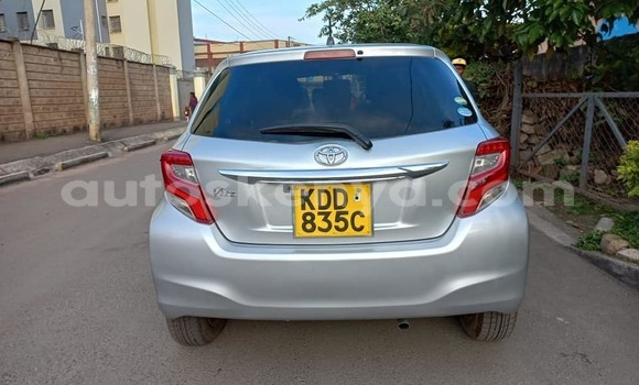 Nunua Ilio tumika Toyota Vitz Fedha Gari ndani ya Nairobi nchini Nairobi Nunua Ilio tumika Toyota Vitz Fedha Gari ndani ya Nairobi nchini Nairobi