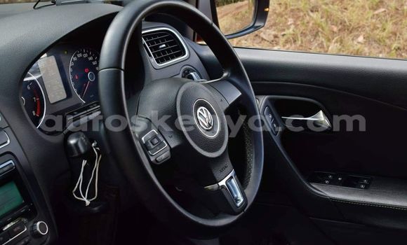 Nunua Ilio tumika Volkswagen Polo Nyekundu Gari ndani ya Nairobi nchini Nairobi Nunua Ilio tumika Volkswagen Polo Nyekundu Gari ndani ya Nairobi nchini Nairobi