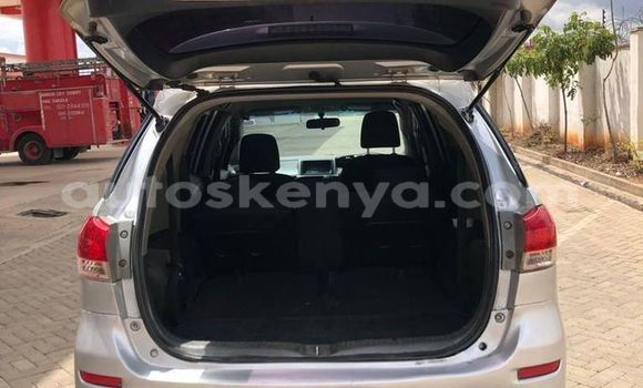 Nunua Ilio tumika Toyota Wish Fedha Gari ndani ya Nairobi nchini Nairobi Nunua Ilio tumika Toyota Wish Fedha Gari ndani ya Nairobi nchini Nairobi