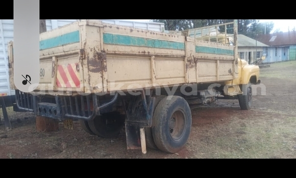 Oofamaa Isuzu FTR 850 Beige Netiree iti Nairobi keessatti Nairobi keessatti Oofamaa Isuzu FTR 850 Beige Netiree iti Nairobi keessatti Nairobi keessatti