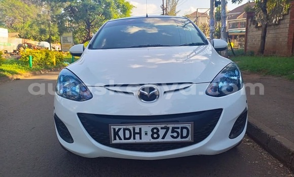 Oofamaa Mazda Demio White Makiinaa iti Nairobi keessatti Nairobi keessatti Oofamaa Mazda Demio White Makiinaa iti Nairobi keessatti Nairobi keessatti