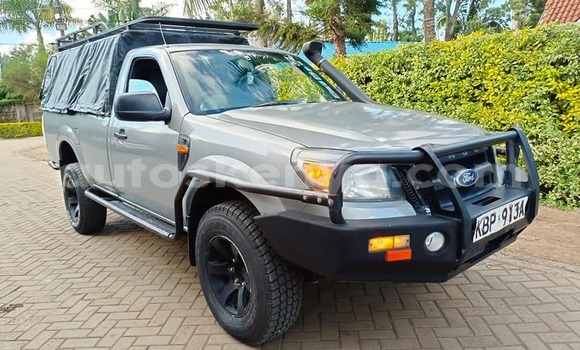 Oofamaa Ford Ranger Silver Makiinaa iti Nairobi keessatti Nairobi keessatti Oofamaa Ford Ranger Silver Makiinaa iti Nairobi keessatti Nairobi keessatti