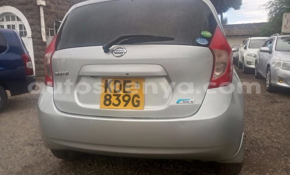 Oofamaa Nissan Note Silver Makiinaa iti Nairobi keessatti Nairobi keessatti Oofamaa Nissan Note Silver Makiinaa iti Nairobi keessatti Nairobi keessatti