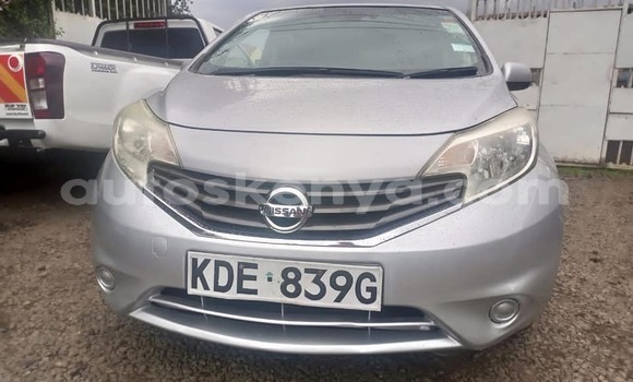 Oofamaa Nissan Note Silver Makiinaa iti Nairobi keessatti Nairobi keessatti Oofamaa Nissan Note Silver Makiinaa iti Nairobi keessatti Nairobi keessatti