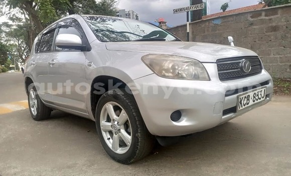 Oofamaa Toyota RAV4 Silver Makiinaa iti Nairobi keessatti Nairobi keessatti Oofamaa Toyota RAV4 Silver Makiinaa iti Nairobi keessatti Nairobi keessatti