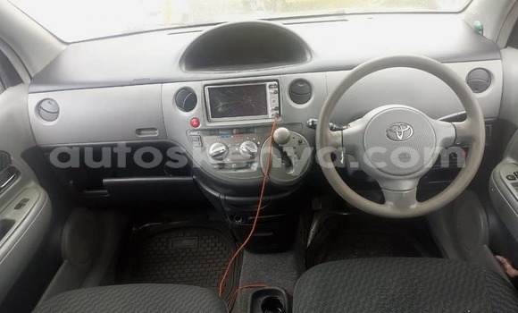 Oofamaa Toyota Sienta Silver Makiinaa iti Nairobi keessatti Nairobi keessatti Oofamaa Toyota Sienta Silver Makiinaa iti Nairobi keessatti Nairobi keessatti