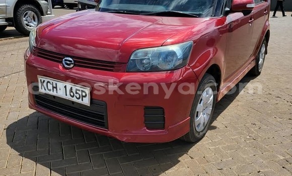 Oofamaa Toyota Corolla Rumion Red Makiinaa iti Nairobi keessatti Nairobi keessatti