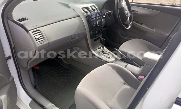 Oofamaa Toyota Axio White Makiinaa iti Nairobi keessatti Nairobi keessatti Oofamaa Toyota Axio White Makiinaa iti Nairobi keessatti Nairobi keessatti