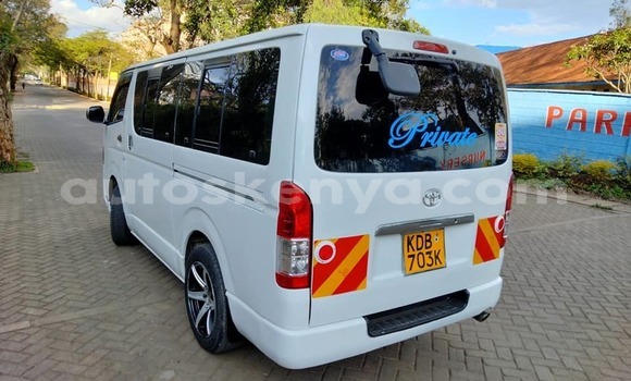 Buy Used Toyota Hiace White Car in Nairobi in Nairobi Buy Used Toyota Hiace White Car in Nairobi in Nairobi