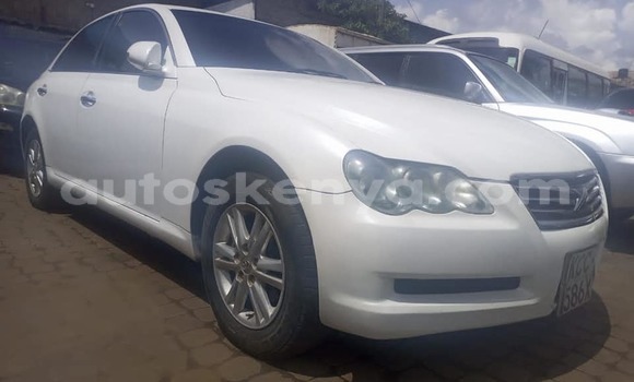 Oofamaa Toyota Mark X White Makiinaa iti Nairobi keessatti Nairobi keessatti Oofamaa Toyota Mark X White Makiinaa iti Nairobi keessatti Nairobi keessatti