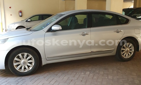 Buy Used Nissan Teana Silver Car in Nairobi in Nairobi