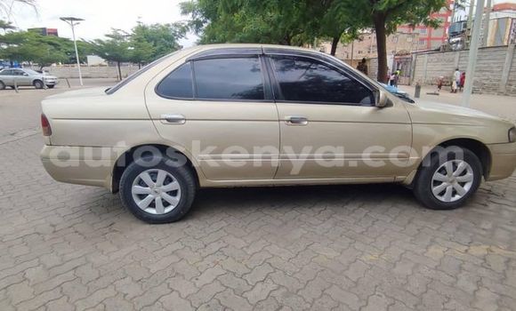 Nunua Ilio tumika Nissan Sunny Brown Gari ndani ya Nairobi nchini Nairobi