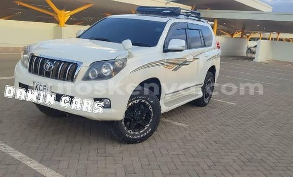 Oofamaa Toyota Land Cruiser Prado White Makiinaa iti Nairobi keessatti Nairobi keessatti Oofamaa Toyota Land Cruiser Prado White Makiinaa iti Nairobi keessatti Nairobi keessatti
