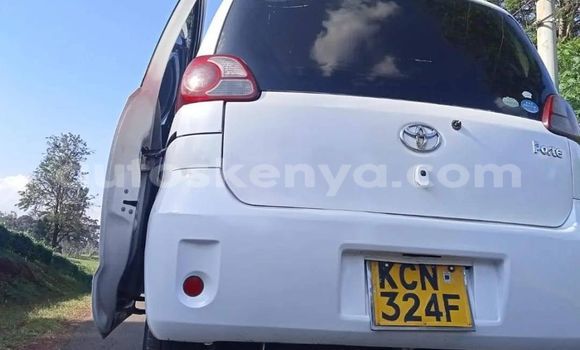 Buy Used Toyota Porte White Car in Nairobi in Nairobi Buy Used Toyota Porte White Car in Nairobi in Nairobi