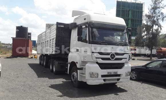 Buy Used Mercedes‒Benz Tipper White Truck in Nairobi in Nairobi Buy Used Mercedes‒Benz Tipper White Truck in Nairobi in Nairobi