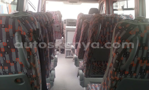 Buy Used Mercedes‒Benz 200 White Truck in Nairobi in Nairobi Buy Used Mercedes‒Benz 200 White Truck in Nairobi in Nairobi