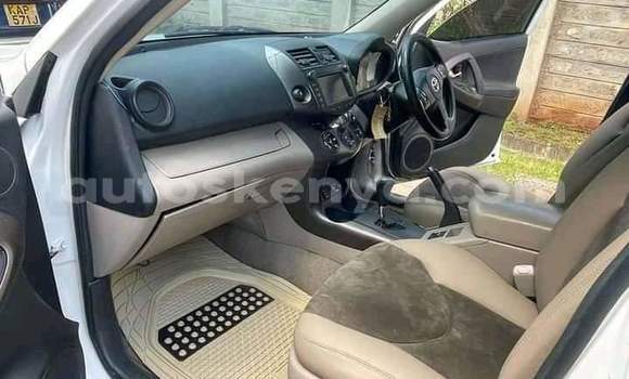 Buy Used Toyota Vanguard White Car in Nairobi in Nairobi Buy Used Toyota Vanguard White Car in Nairobi in Nairobi