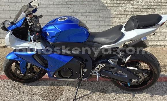 Buy Used Suzuki GSX–R White Bike in Nairobi in Nairobi Buy Used Suzuki GSX–R White Bike in Nairobi in Nairobi