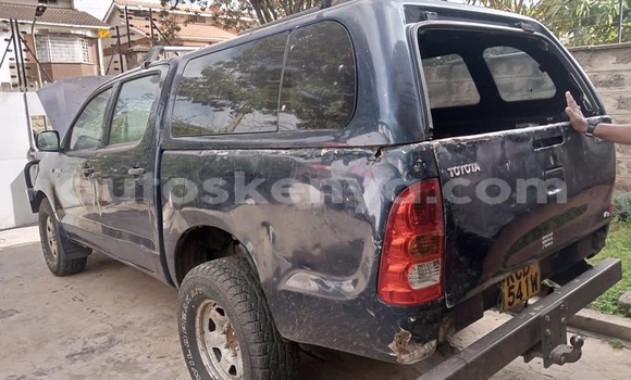 Buy Used Toyota Hilux Blue Car in Nairobi in Nairobi Buy Used Toyota Hilux Blue Car in Nairobi in Nairobi