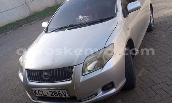 Nunua Ilio tumika Toyota Axio Fedha Gari ndani ya Nairobi nchini Nairobi